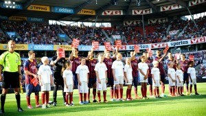 Barca og maskoter 300p.jpg