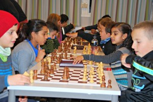 Barn spiller 600p.jpg