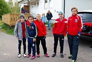 Fem gutter ute 300p.jpg